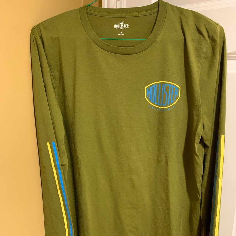 Hollister Men’s Size Medium Army Green Graphic Long Sleeve T-Shirt
